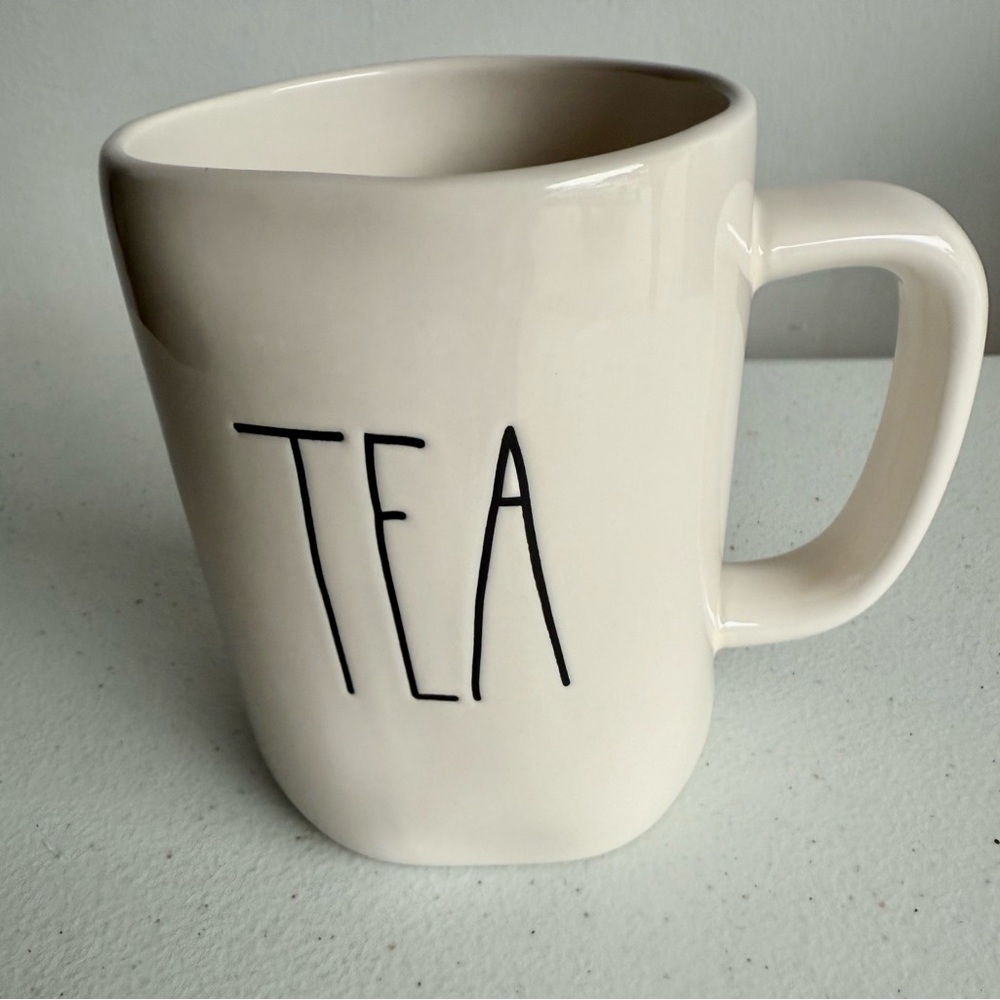 Rae Dunn Artisan Collection Mug